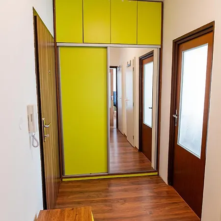 Appartement 1 Km From Center *